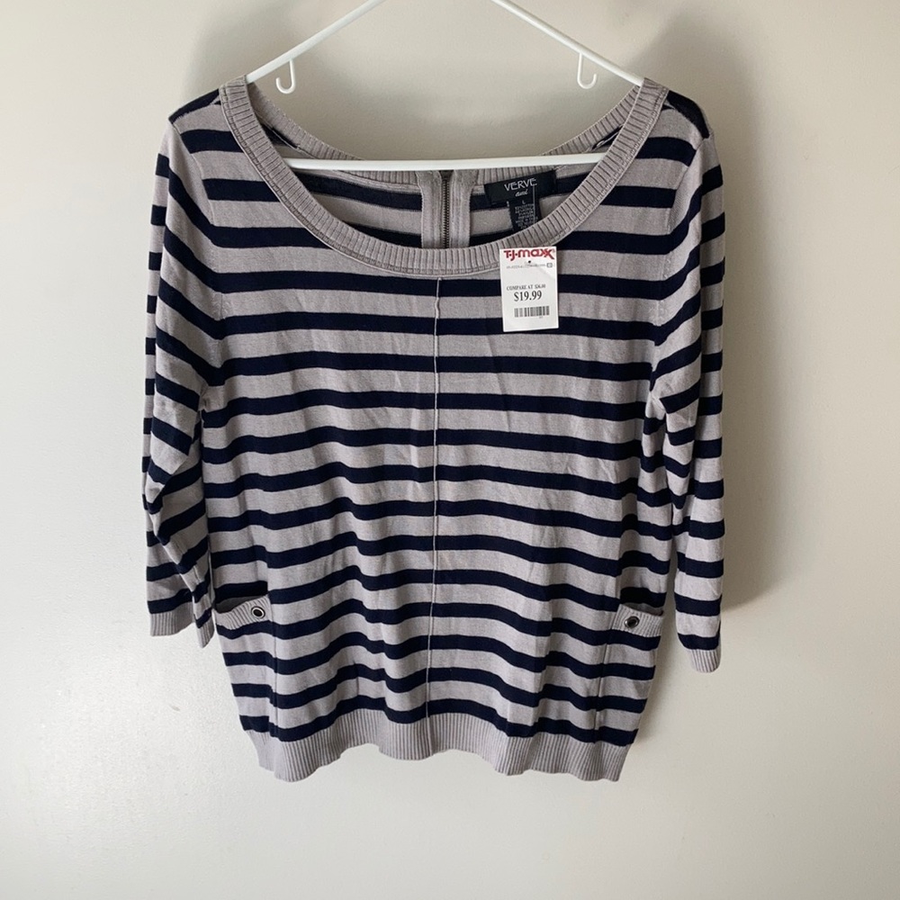 NWT VERVE AMI grey with black stripes sweater cowl neckline zippered back Sz Lg